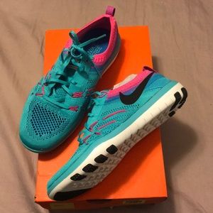 Women’s Nike shoes